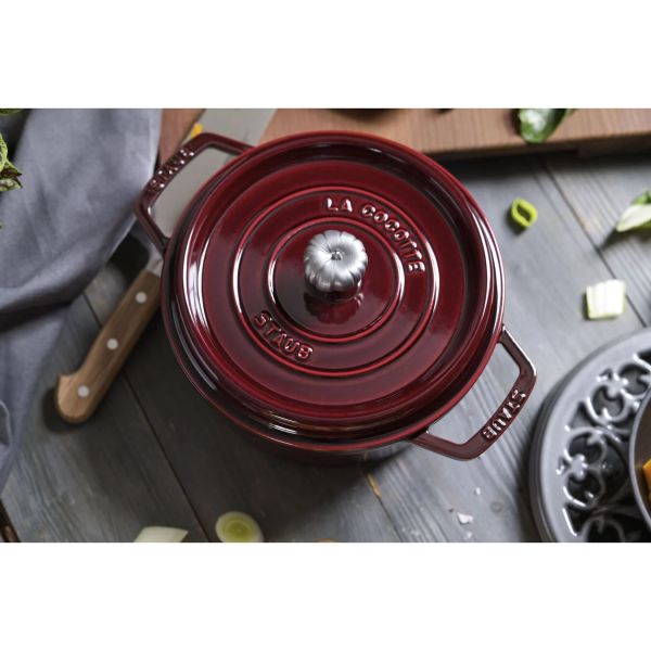 Staub La Cocotte Töpfe und Pfannen Cocotte, 24 cm | Grenadine-Rot | rund | Gusseisen