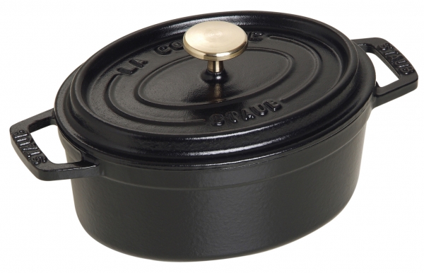 Staub Kochgeschirr Cocotte Bräter Kochtopf Bratentopf oval Schwarz 15 cm