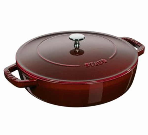 Staub Kochgeschirr Multifunktionsbräter mit Chistera Drop Structure Bräter Bratentopf rund Grenadine 24 cm