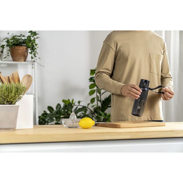 ZWILLING Bottle Trinkgläser Trinkflasche, 680 ml Tritan Schwarz