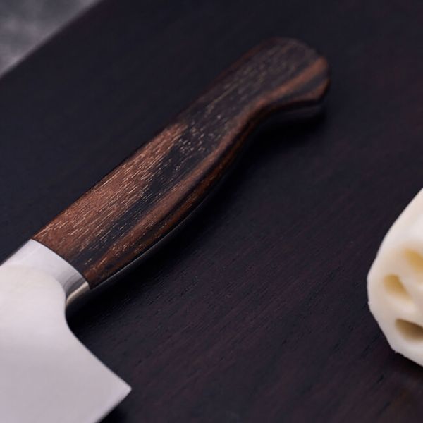 ZWILLING 1731 Santokumesser 18 cm, Glattschliff Nitro B Hochleistungsstahl