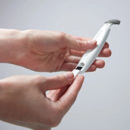 ZWILLING Premium Hornhauthobel, weiß auswechselbarer, scharfer Klinge