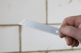 Stanley Abbrechklingen 10 Stück Pro Packung 18 mm, gerade Schneide, 0,55 mm Schneidstärke, 110 mm Klingenlänge, 10 Packung