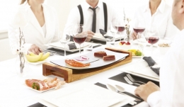 Tischgrill Pure 2500 Watt Petra TG 31.00 Elektrogrill Grillplatte Bratplatte Bambus