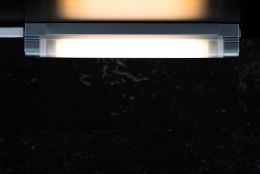Lichtleiste 8W von IBV, 31cm Unterbauleuchte, Möbelleuchte T5 Lampe EVG  L: 341 mm B: 23/28 mm H: 43 mm
