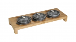 Staub Servierbrett für 3 runde Mini Cocotte Bräter Kochtopfs Holz 46x16x5 cm