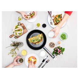 ZWILLING Pro Bratpfanne 24 cm, 18/10 Edelstahl, Silber-Schwarz alle Herdarten