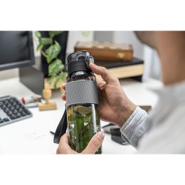 ZWILLING Bottle Trinkgläser Trinkflasche, 680 ml Tritan Schwarz