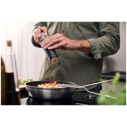 ZWILLING Spices Gewürze und Mühlen Gewürzmühle, 19 cm Schwarz